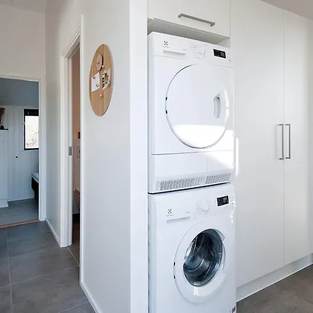 בית נופש Seaside Luxury Retreat - By Traum הדרסלב